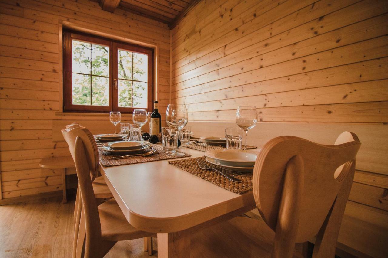 PluznjeLazec Country House别墅 外观 照片